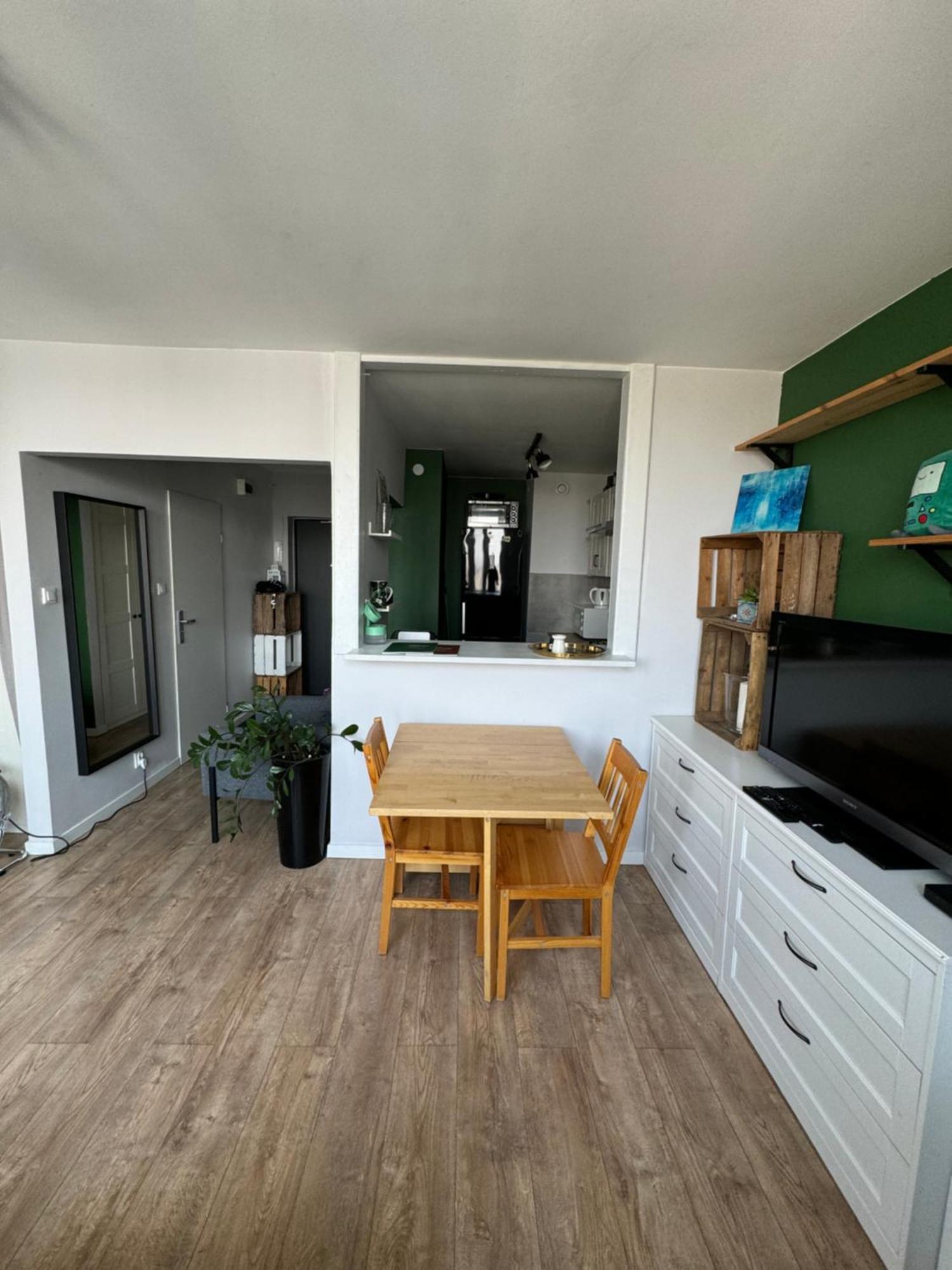 Apartment Ostoja Metro Brodno Warsaw