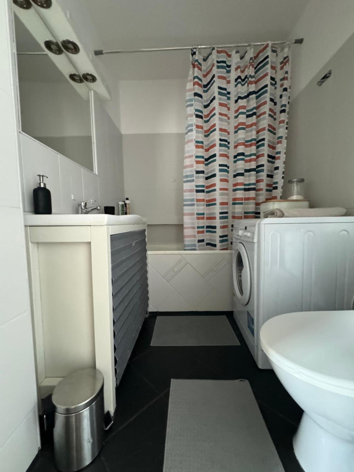 Ostoja Metro Brodno Apartment Warsaw